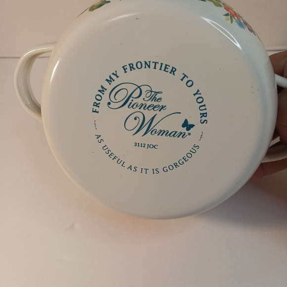 Pioneer woman 1Quart Floral Dutch oven pot - Picture 11 of 11